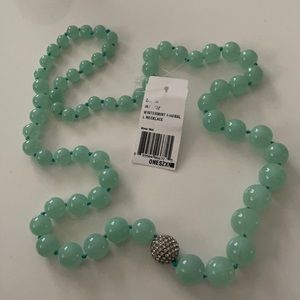 New- Vineyard Vines necklace. One Size